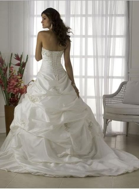 ball-gown-wedding-dress-ogt021w-_1.jpg